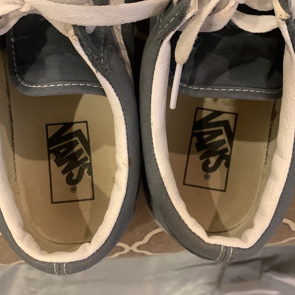 š¹ Vans Old School Grayish Blue Unisex Cloth & Suede Classic Sneakers - Picture 10 of 13